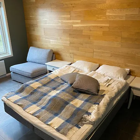 מוטל Utsikten Hjelmeland