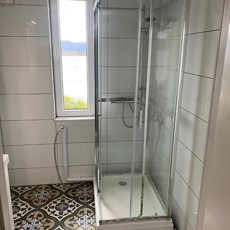 Utsikten * Hjelmeland