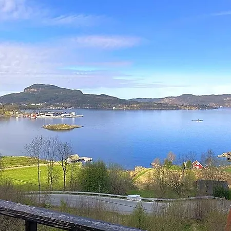Utsikten * Hjelmeland
